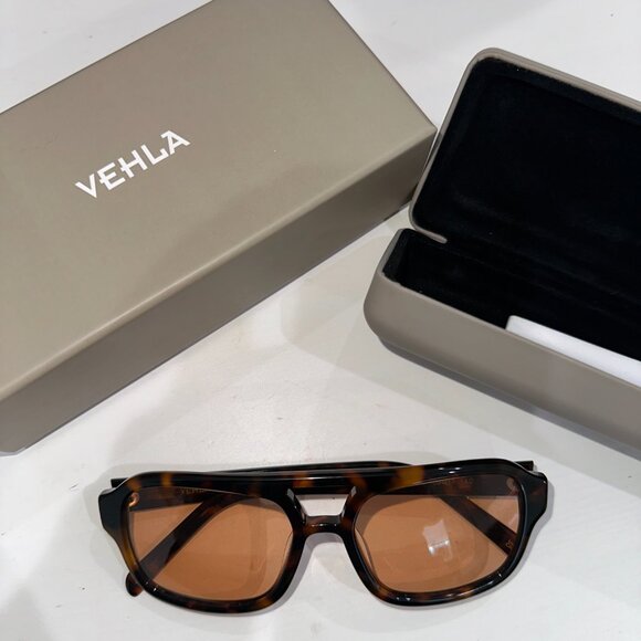 VEHLA Dixie Sunglasses - Choc Tort/Cinnamon - Picture 6 of 6